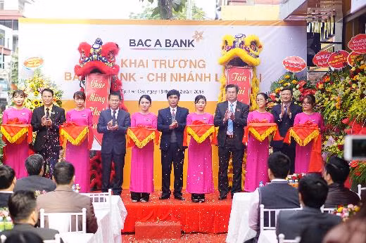 BAC A BANK khai truong chi nhanh Lao Cai - diem dung chan giau tiem nang phat trien