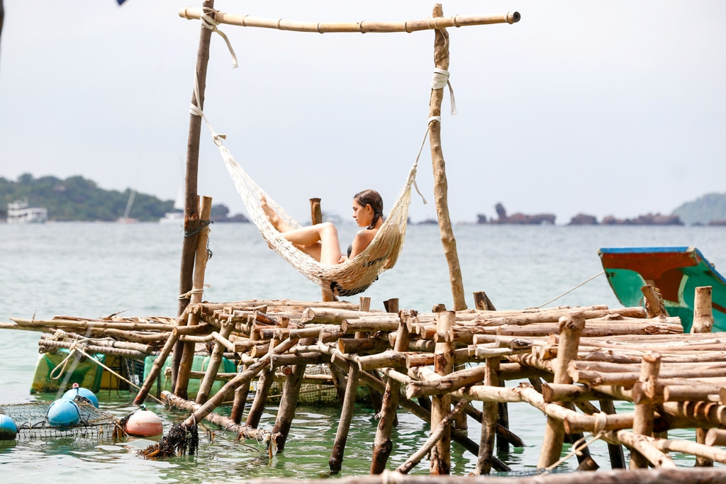 Di Phu Quoc cuoi nam thoi, gia ve cap treo chua bao gio hap dan den the-Hinh-2