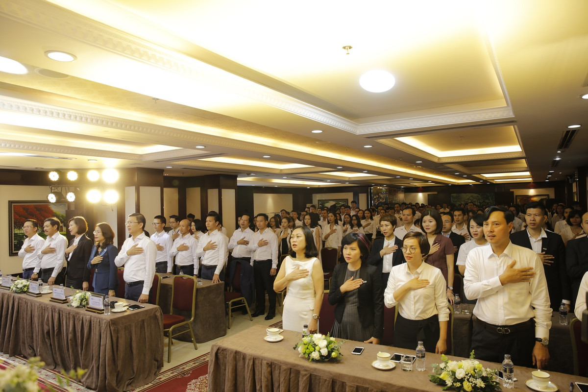 “Nong” voi chuoi su kien chao mung 17 nam Sinh nhat Tap doan FLC-Hinh-2