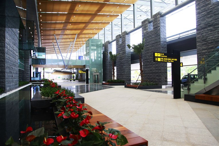 San bay Van Don va chuyen “tu nhan xay nen… cai gi cung nhanh”-Hinh-4