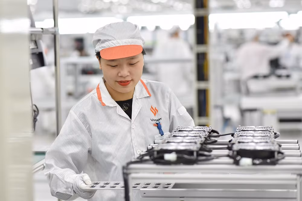 Vingroup ra mat dien thoai thong minh Vsmart-Hinh-3