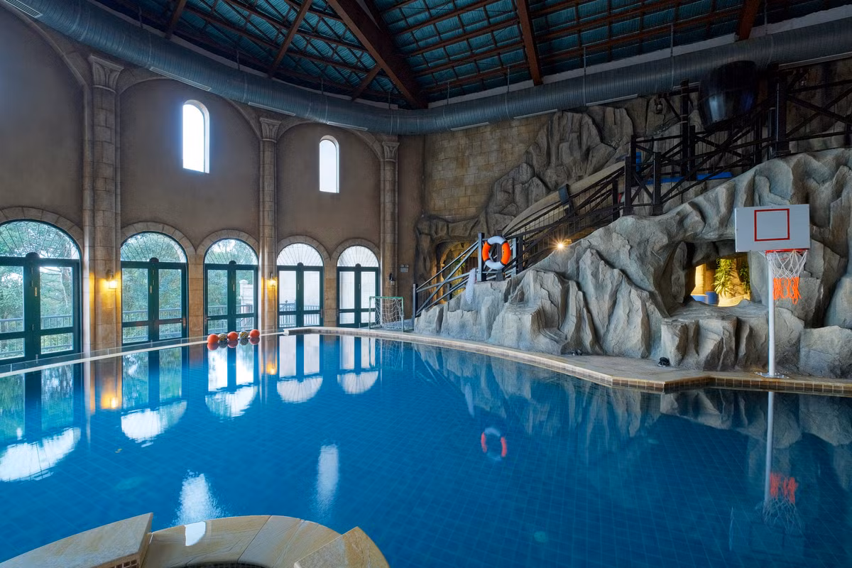 Mercure Danang French Village Bana Hills duoc vinh danh “Khach san lang man nhat the gioi”-Hinh-4