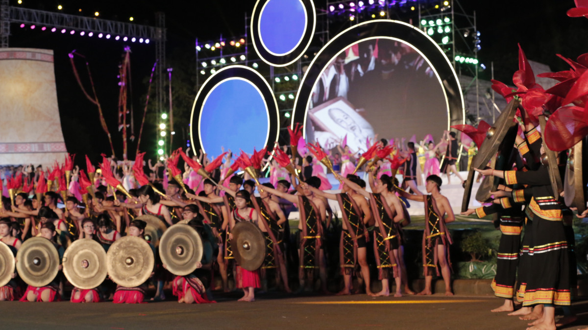 Tap doan FLC dong hanh cung Festival van hoa cong chieng Tay Nguyen 2018-Hinh-3