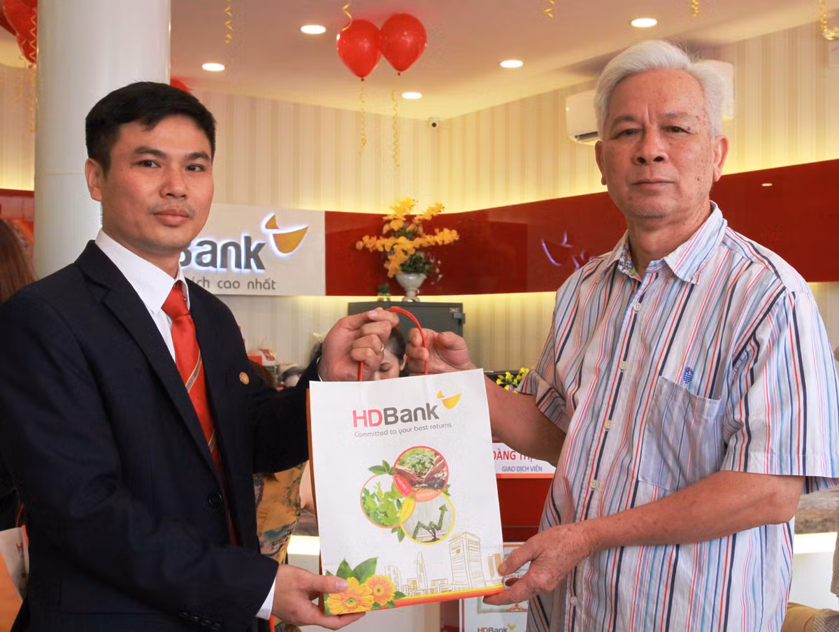 HDBank do bo ve “Que huong 5 tan“-Hinh-2