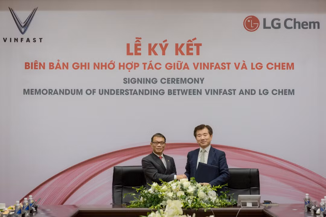 Vinfast: Hanh trinh 365 ngay “From Zero to Hero