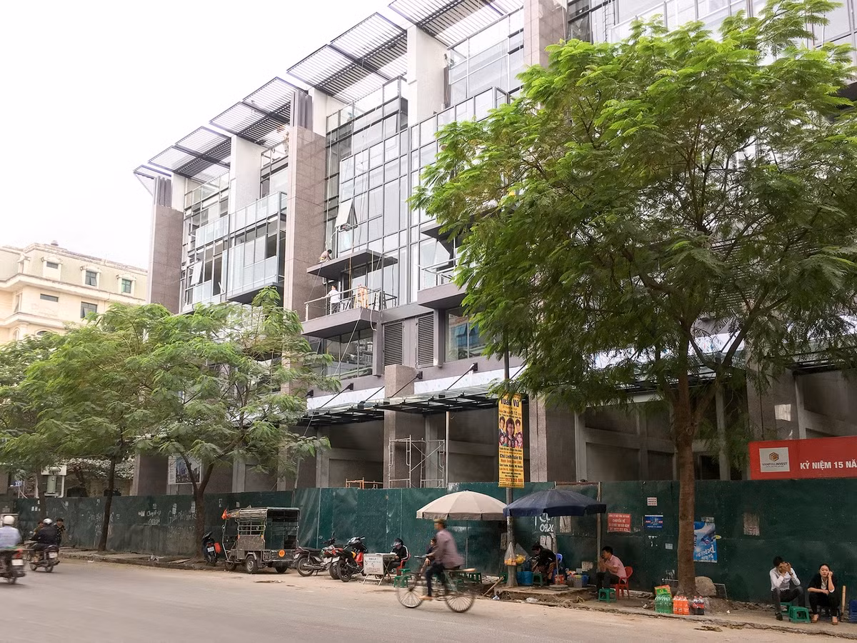 The Terra - Hao Nam chuan bi don nhung cu dan dau tien