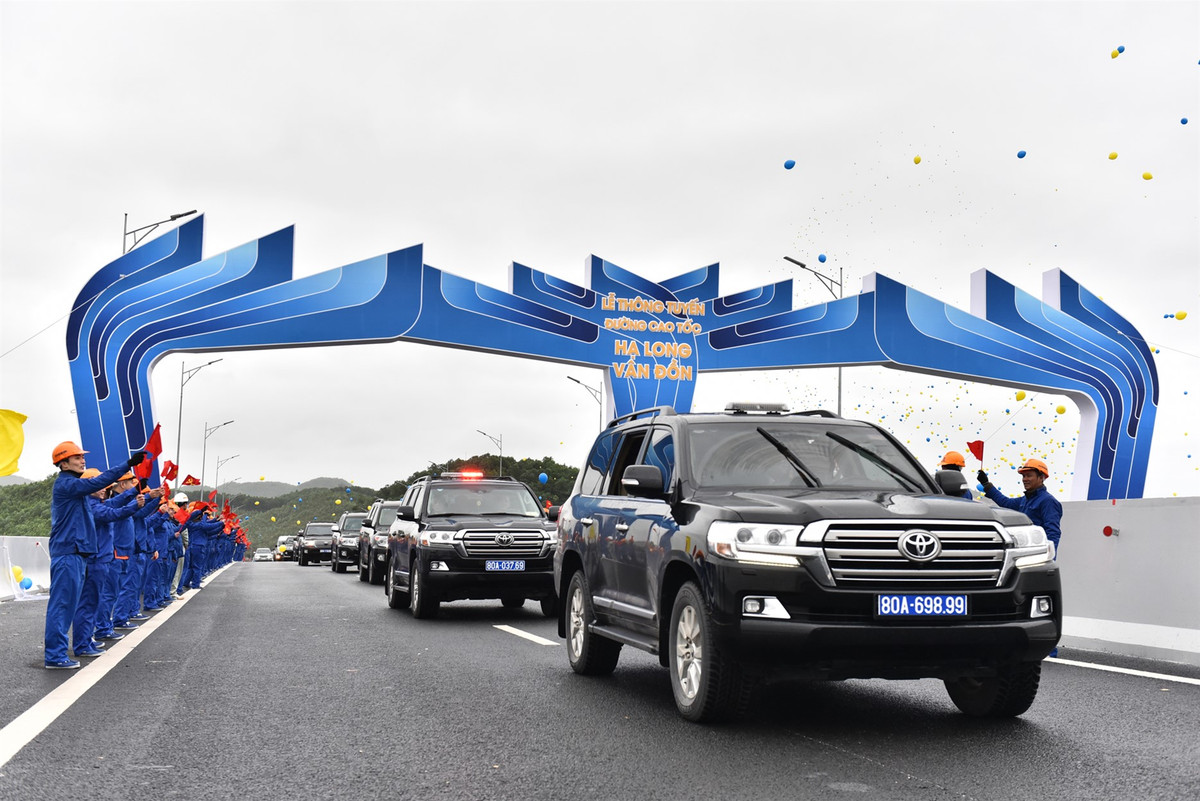 Sun Group khai truong, thong tuyen san bay, cang bien, cao toc tai Quang Ninh-Hinh-7