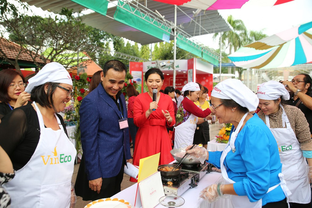 Hang tram chi em nguong mo khi nghe Quyen Linh chia se bi quyet nau an ngon-Hinh-3