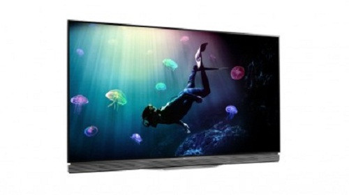 Chiếc ti vi OLED E6 của LG ra đời nhằm đáp ứng nhu cầu của người dùng công nghệ TV OLED. LG OLED E6 sở hữu thiết kế siêu mỏng, hiển thị hình ảnh chuẩn UHD Premium. Mặt kính chủ đạo toát lên vẻ đẹp cực kỳ sang trọng của LG OLED E6.