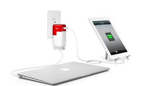 Vì vậy, nếu muốn sạc iPhone nhanh hơn, bạn nên sử dụng bộ sạc chuẩn và cắm sạc trực tiếp với nguồn điện. Ảnh: Mashable.