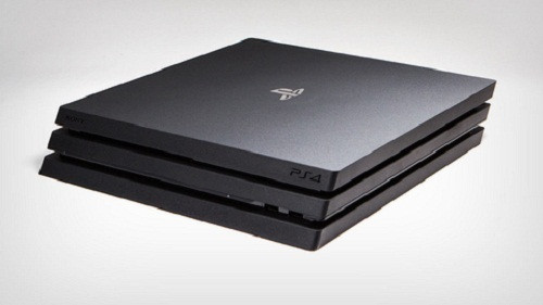 4 - PS4 Pro. Bộ điều khiển trò chơi mới của Sony, PS4 Pro, là sản phẩm công nghệ cao duy nhất trong bảng xếp hạng này không liên quan đến thế giới điện thoại thông minh. Mạnh mẽ hơn so với giao diện điều khiển ban đầu, phiên bản "Pro" này tương thích 4K hứa hẹn sẽ giúp người chơi có những trải nghiệm tuyệt vời hơn với các đồ họa hiển thị chất lượng tốt nhất.