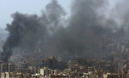 Bức ảnh về cuộc chiến Israel-Libăng năm 2006 đã bị chỉnh sửa để khói đen dày đặc hơn.