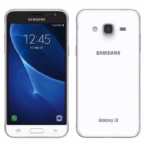 Màn hình AMOLED là điểm đáng chú ý đưa Samsung Galaxy J3 phiên bản 2016 xuống tầm máy giá rẻ. Không chỉ sở hữu thời lượng pin khá tốt, Galaxy J3 phiên bản 2016 còn được trang bị camera cả trước và sau ở mức khá ổn. Ảnh: BestProduct.