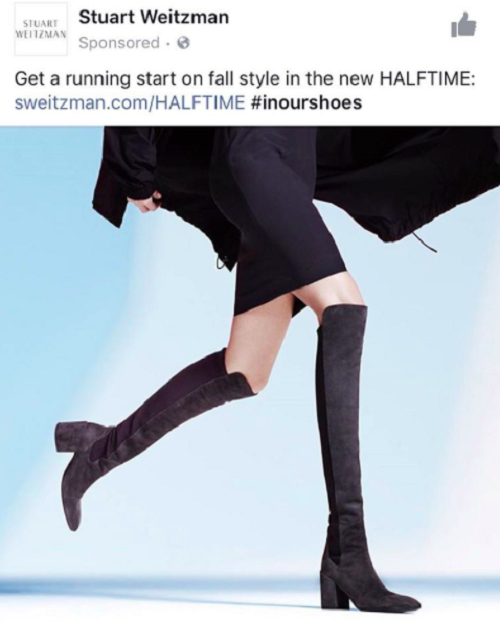 Đôi chân của người mẫu trong ảnh quảng cáo trông rất phi logic.