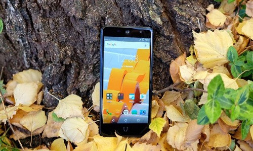 Wileyfox Swift 2 Plus mang trong mình cấu hình tương đối mạnh với màn hình 5 inch, độ phân giải HD, bộ nhớ trong 32 GB và camera chính 16 MP. Sức hấp dẫn của Wileyfox Swift 2 Plus còn đến từ mức giá khá phải chăng 199 Bảng Anh (khoảng 6 triệu đồng). Ảnh: Techradar.