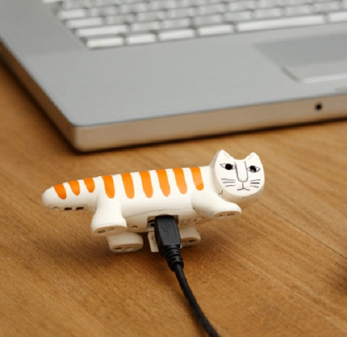 Chiếc máy ảnh hình chú mèo Necono Cat Digital được trang bị ống kính 3 megapixel và hoạt động hoàn toàn tự động thông qua bộ cảm biến chuyển động. Ảnh: TechCrunch.