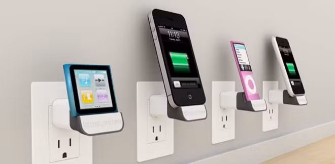 Ngoài ra, việc sạc pin liên tục ngay cả khi máy đang ở mức 60% hay 50% cũng khiến pin iPhone nhanh bị chai. Ảnh: Wired.