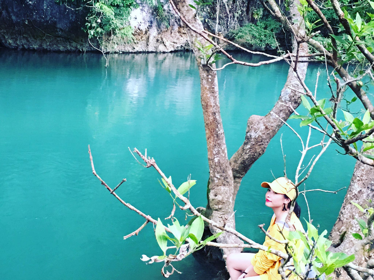 Dòng nước trong xanh say lòng du khách. Ảnh: Phương Ngân Trịnh Dòng nước trong xanh say lòng du khách. Ảnh: Phương Ngân Trịnh