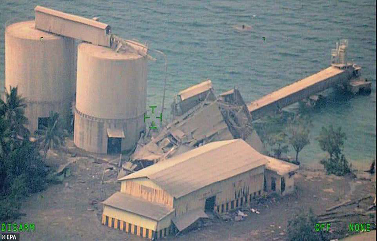 Bức ảnh do Cơ quan xử lý thảm họa quốc gia Indonesia (BNPB) cho thấy nhiều công trình bị phá hủy tại thành phố cảng Palu. Ảnh: EPA.