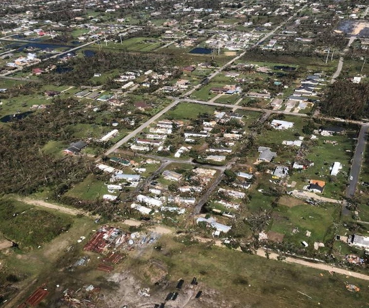 Suc tan pha khung khiep cua sieu bao Michael nhin tu tren cao-Hinh-13