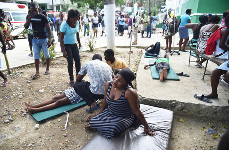 Tan hoang hien truong dong dat o Haiti, hon 100 nguoi thuong vong-Hinh-8