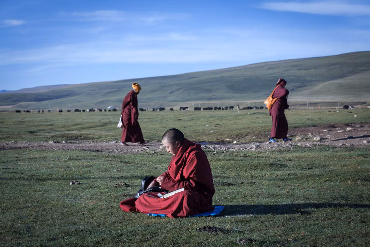 Cuoc song trong tu vien Phat giao lon nhat the gioi-Hinh-10