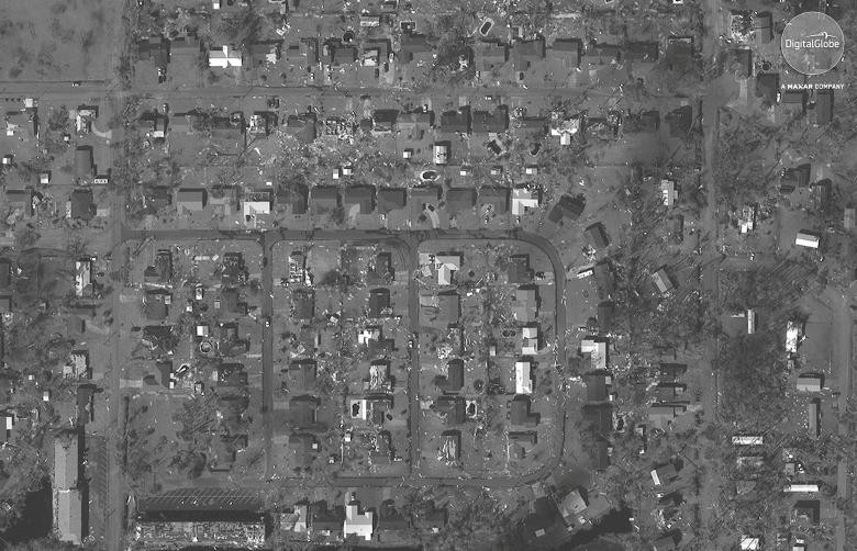 Hinh anh gay soc Florida truoc va sau sieu bao “quai vat” Michael-Hinh-4