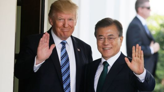 Cân tài 3 ứng viên sáng giá của giải Nobel Hòa bình 2018 - Hình 3 Can tai 3 ung vien sang gia cua giai Nobel Hoa binh 2018-Hinh-3