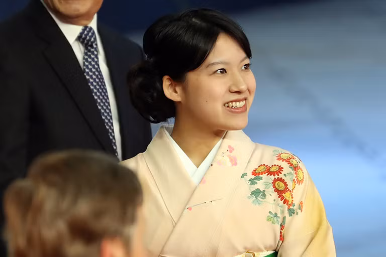 Nguong mo hoc van cua Cong chua Nhat Ban vua cuoi thuong dan-Hinh-8