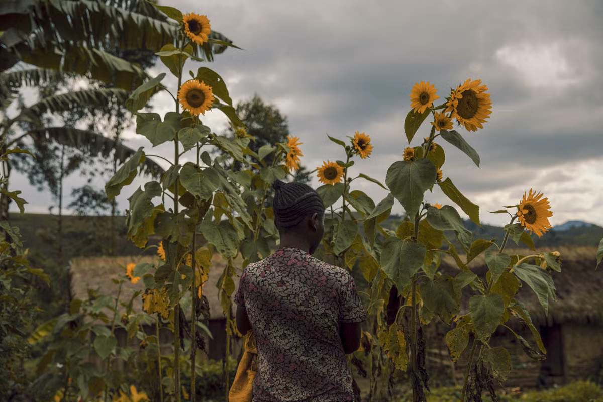 Nhoi long cuoc song “dia nguc” cua tre em Cong-go