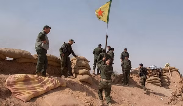 SDF thang lon, IS “chet nhu nga ra” tren chien truong Deir Ezzor-Hinh-5