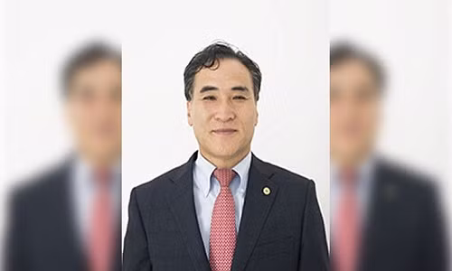 Quyen Chu tich Interpol thay the ong Manh Hoanh Vi la ai?