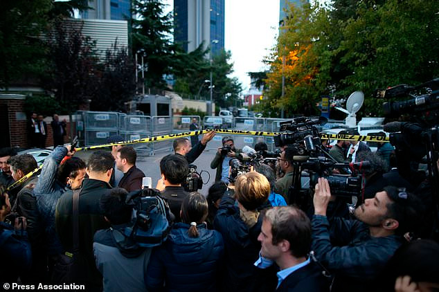 Dot nhap lanh su quan noi nha bao Khashoggi nghi bi sat hai-Hinh-12