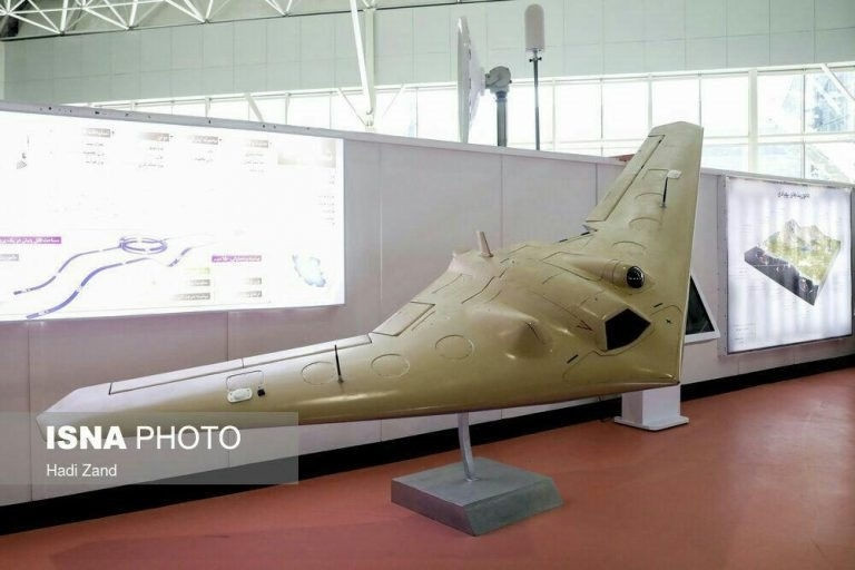 Tư lệnh Iran nhắc lại việc IRGC phóng thành công vệ tinh quân sự đầu tiên của Iran, Nour 1 (Ánh sáng 1) vào quỹ đạo vào tháng 4, và nhấn mạnh "hiện nay, chúng ta có thể quan sát bất kỳ điểm nào trên thế giới mà chúng ta muốn nhờ vệ tinh này trên độ cao 430 km”.