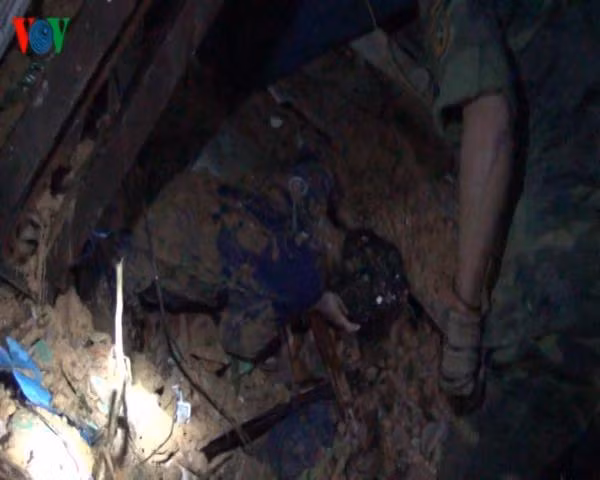 Video: Ba nan nhan da duoc tim thay tai khu vuc sat lo thuy dien Nuoc Oa