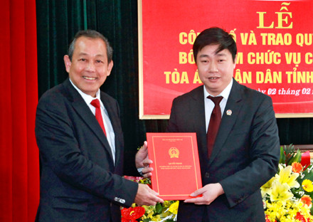 Ông Mai Khanh, Tỉnh ủy viên, Chánh án Toà án nhân dân tỉnh, Ủy viên.