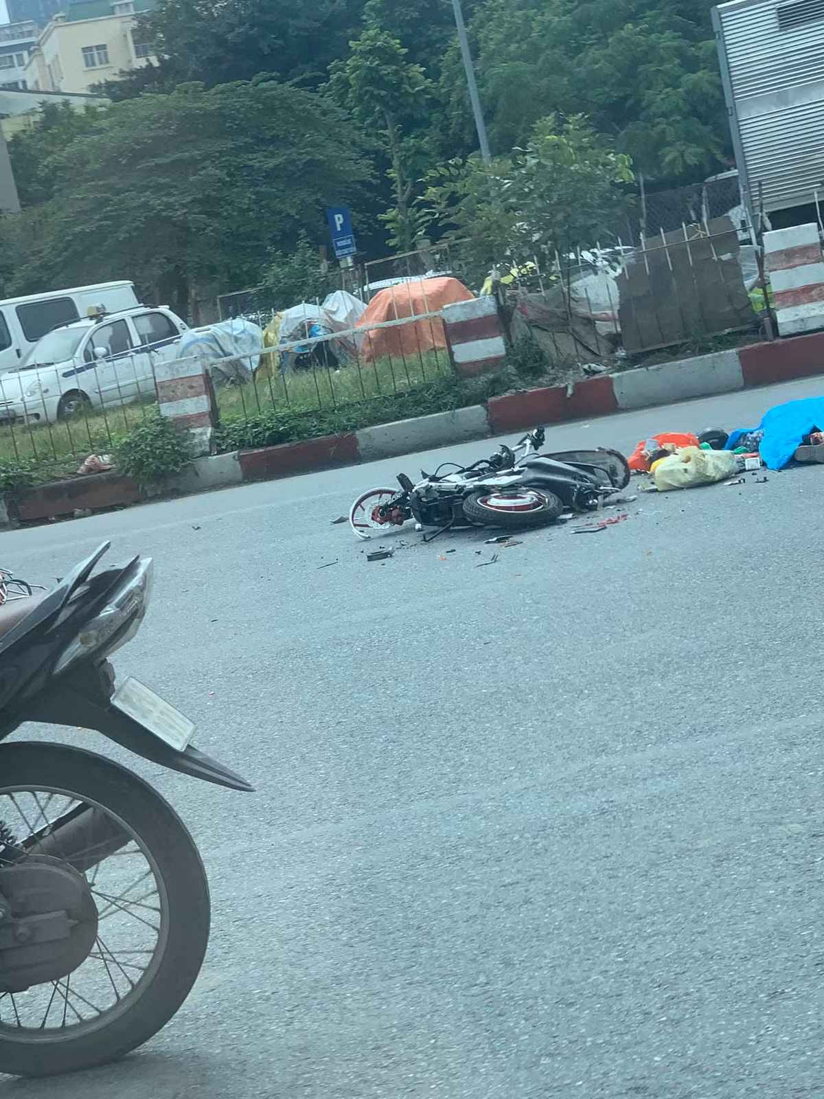 Tuy nhiên, sau khi gây tai nạn, ô tô tải không dừng lại mà bỏ chạy khỏi hiện trường ngay sau đó. 