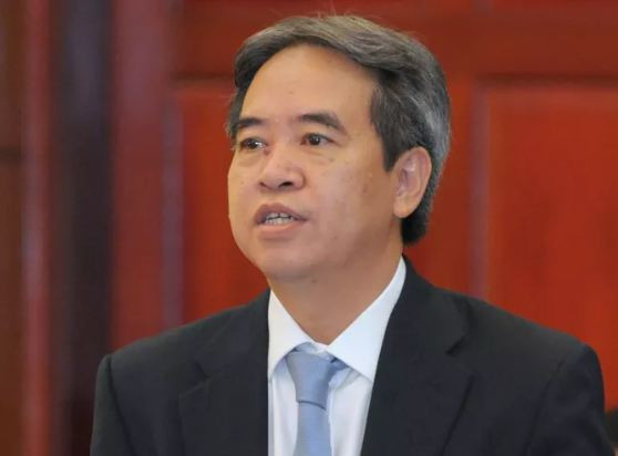 Ong Nguyen Van Binh bi Bo Chinh tri ky luat canh cao