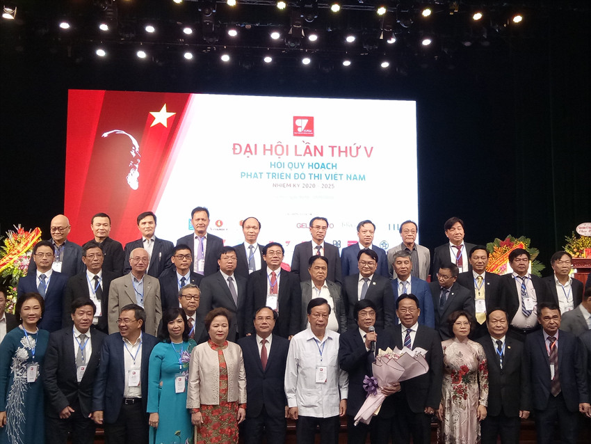 Ong Tran Ngoc Chinh tiep tuc duoc bau lam Chu tich VUPDA khoa V nhiem ky 2020-2025-Hinh-4