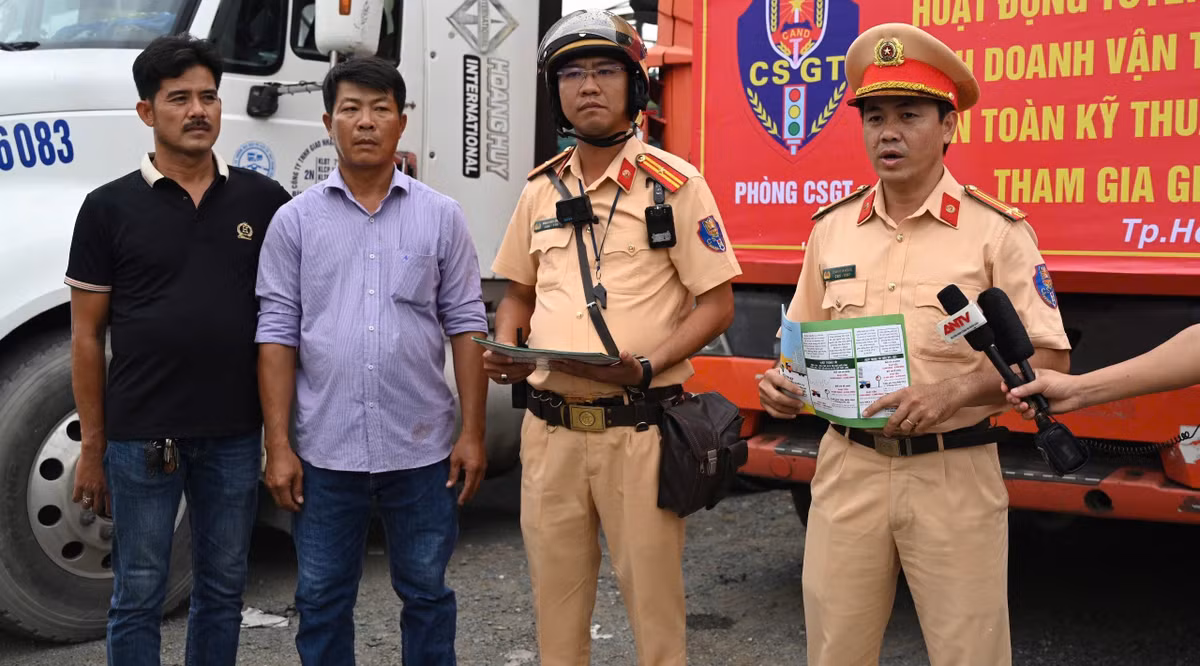 Nhiều vụ tai nạn, sự cố trên cầu và ngay dốc cầu đã gây kẹt xe; thiệt hại người và tài sản mà nguyên nhân phần lớn do xe tải; container, xe bồn... mất an toàn kỹ thuật; chưa trang bị đầy đủ phương tiện, hệ thống đảm bảo ATGT.