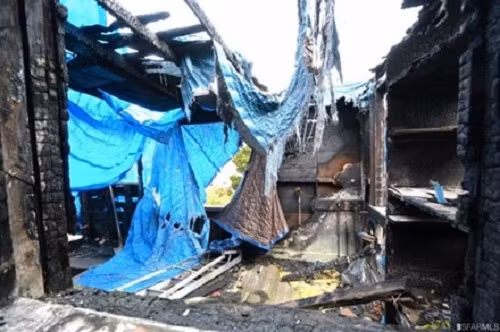 Căn nhà không khác gì ổ chuột.