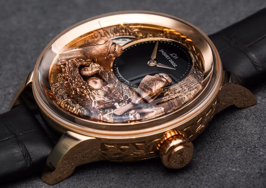 Đồng hồ tổ chim hiện không còn sản xuất nhưng đồng hồ chim hót hiện vẫn đang bán ra số lượng hạn chế. Ảnh: Youtube.