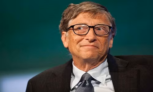 1. Bill Gates, Microsoft, USA - 86 tỷ USD: Ông là nhà đồng sáng lập Microsoft - công ty phần mềm máy tính lớn nhất thế giới. Nhiều năm nay ông luôn đứng đầu trong số người giàu nhất thế giới.