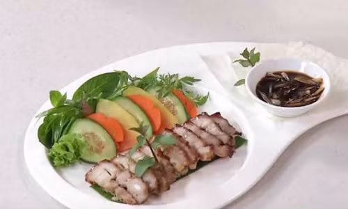 Chi can cho them thu nay dam bao thit nuong thom ngon dung vi