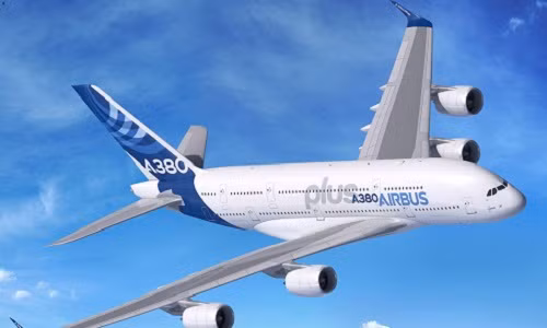 Những cải tiến về khí động học trong hệ thống cánh của máy bay chở khách lớn nhất thế giới này giúp nó tiết kiệm tới 4% nhiên liệu. Ảnh: Airbus.