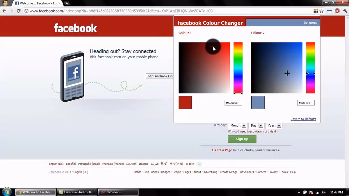 Ứng dụng "Facebook Color Changer" được cho là có thể thay đổi màu nền của trang Facebook. Thực tế, khi click vào đường linh và banner quảng cáo, người dùng bị chuyển tới website khác vô cùng nguy hiểm. Ảnh: Youtube.