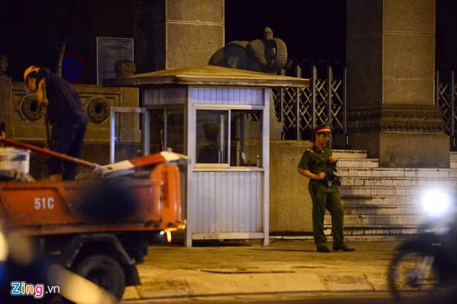 Pho chu tich Hai tra lai vong gac truoc Ngan hang Nha nuoc-Hinh-2