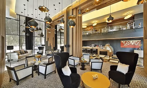 Hầu hết người dân ở đây cho rằng đi nghỉ dưỡng mà không có tiện ích 5 sao thì không được gọi là chuẩn. Ảnh: Design Home.