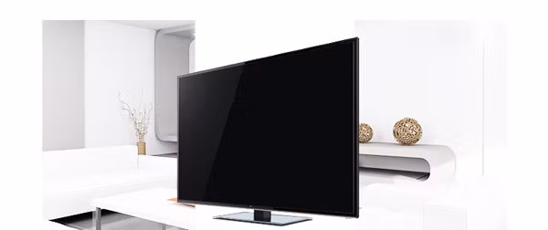 Đáng chú ý nhất là ti vi TCL 40 INCH 40D2720. Ngoài thiết kế hiện đại với màn hình siêu mỏng, ti vi còn sở hữu công nghệ đèn nền LED tăng độ tương phản giữa các lớp màu, giúp người xem không bị mỏi mắt. Ảnh: Mediamart.