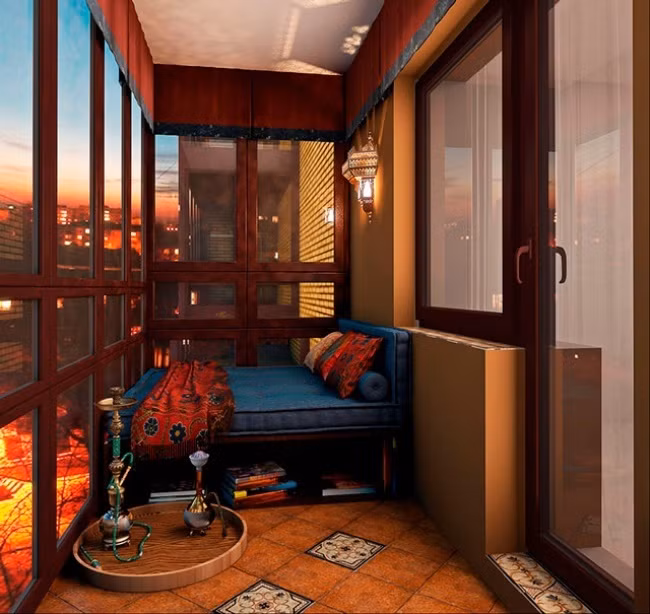 Với những căn hộ có ban công được quây kín, bạn hoàn toàn có thể kê một chiếc giường nhỏ để có thể nghỉ ngơi, thậm chí ngủ ngoài ban công để cảm thấy mát mẻ hơn trong những đêm hè.